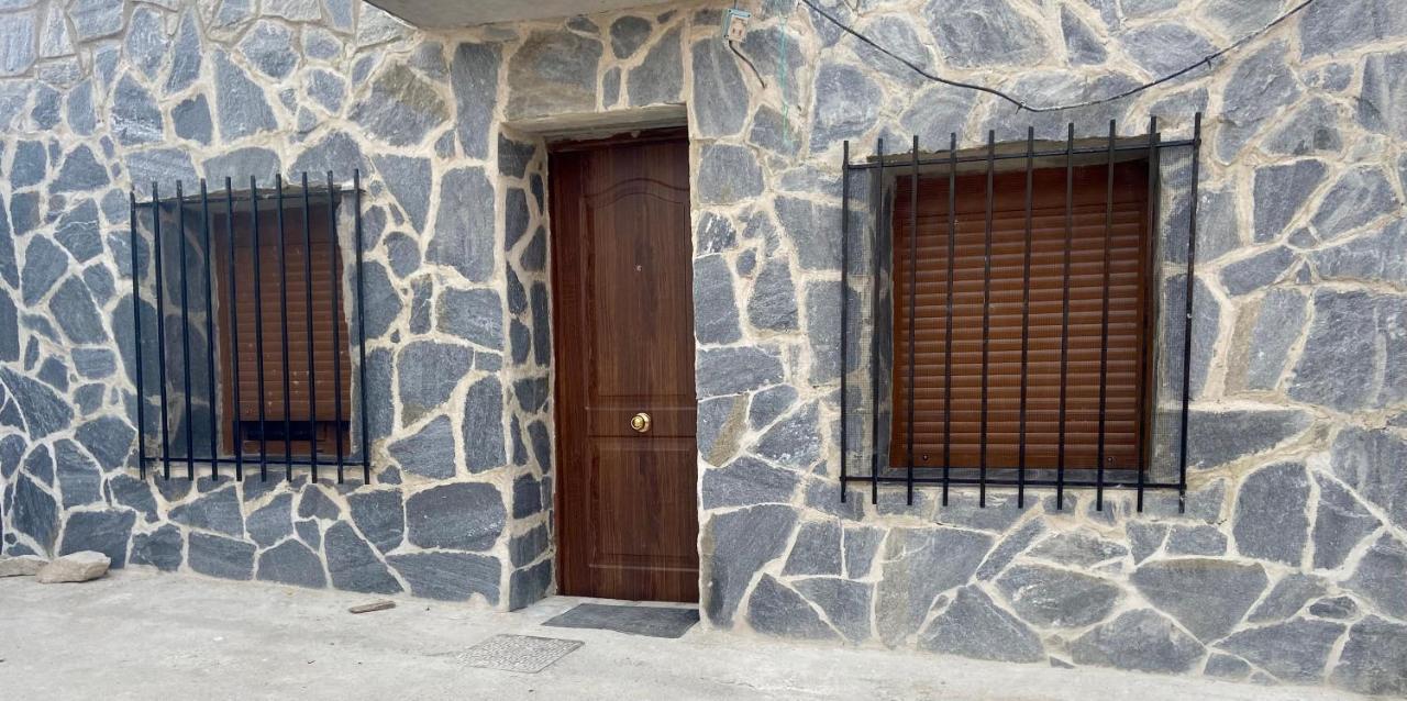 Villa La Joya Navalacruz Exterior foto